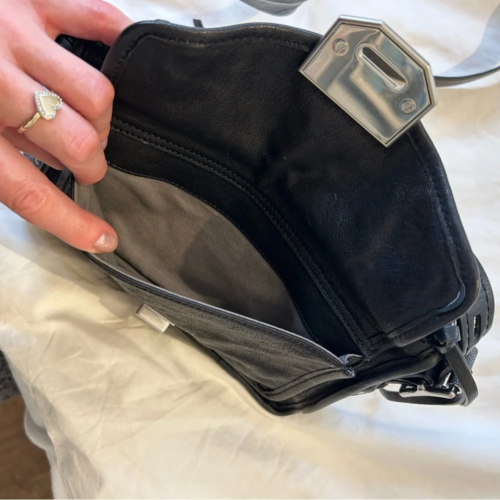 rag & bone Black Leather Field Bag - Picture 11 of 12